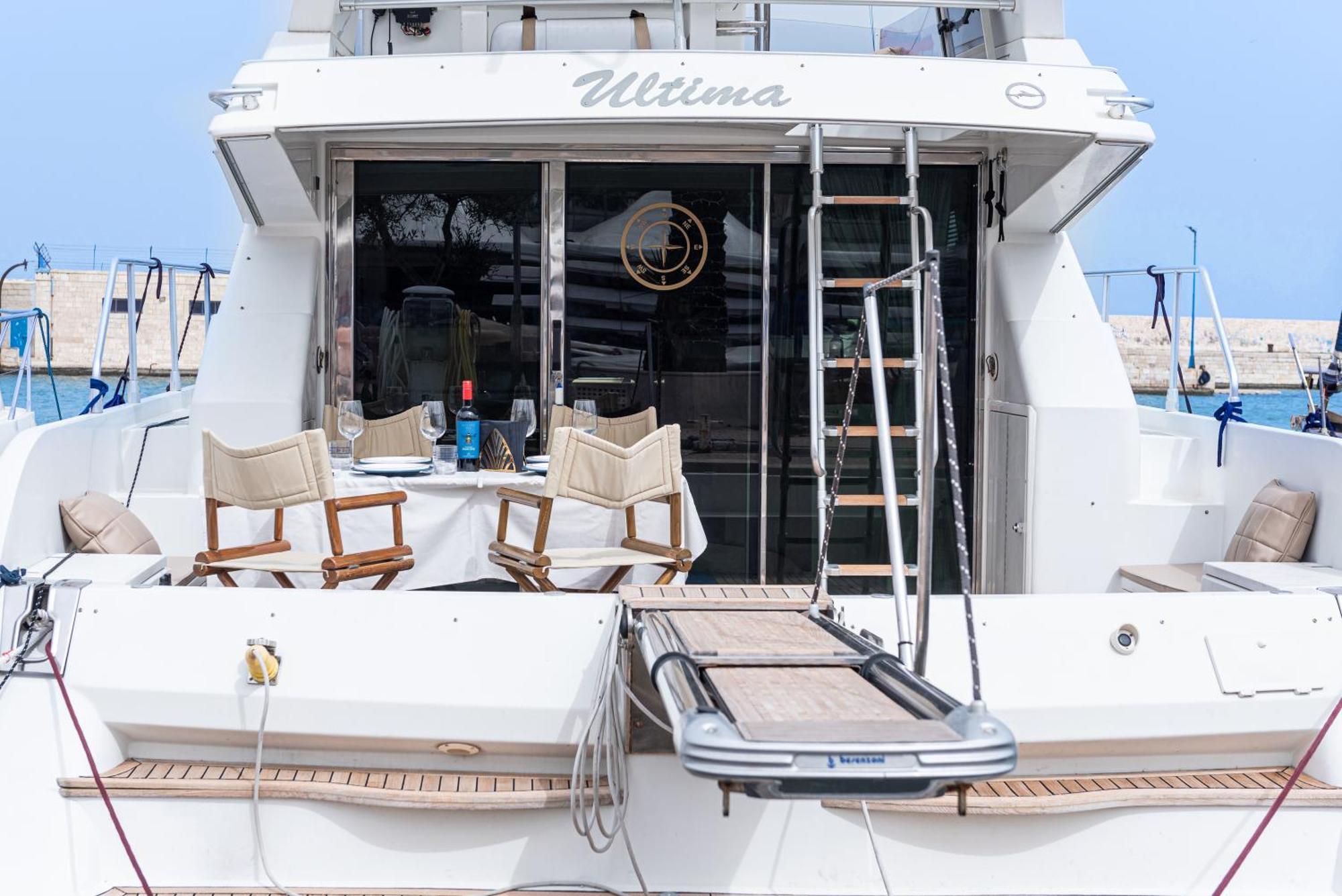 "Ultima" Love Boat Bari Exterior foto