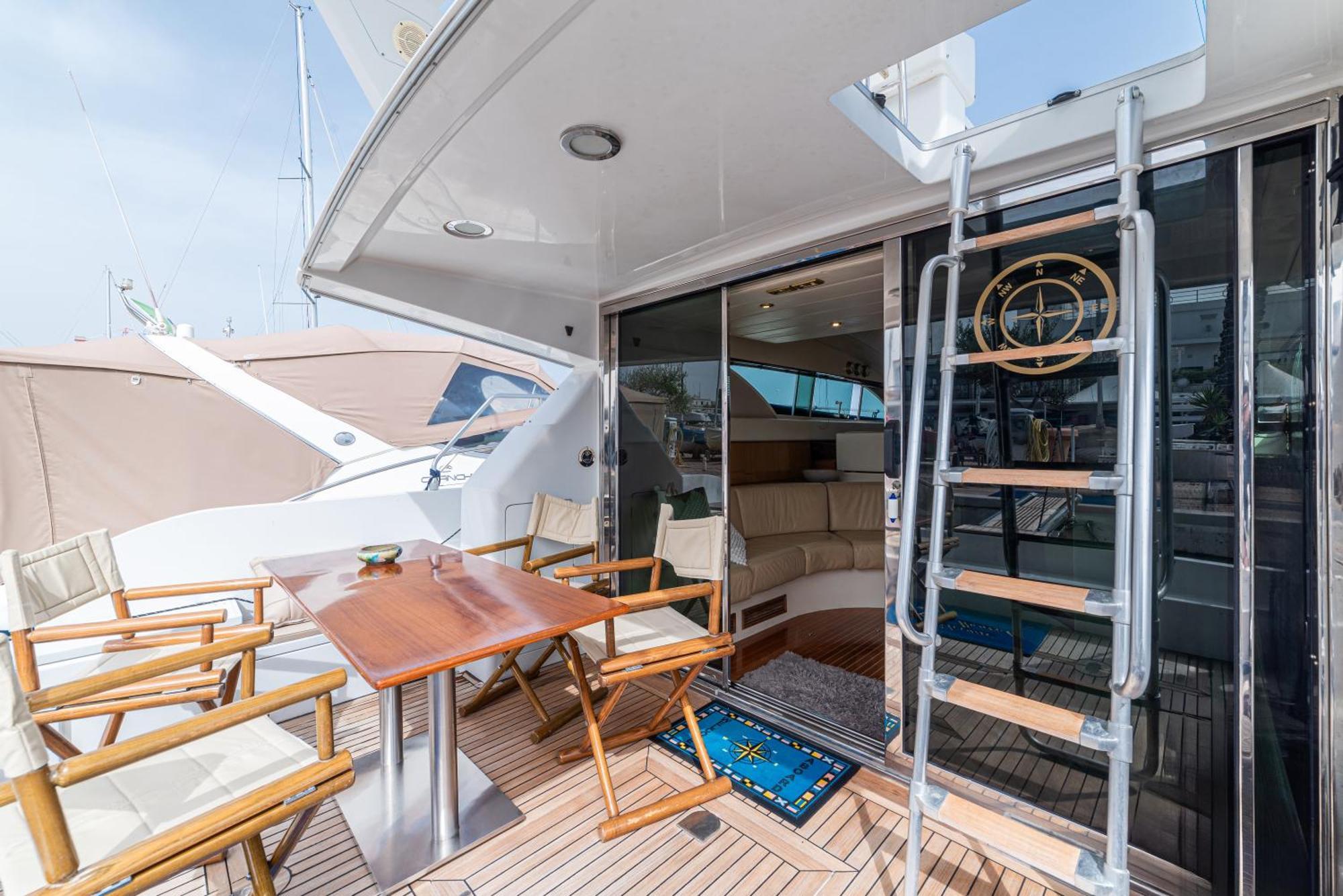 "Ultima" Love Boat Bari Exterior foto